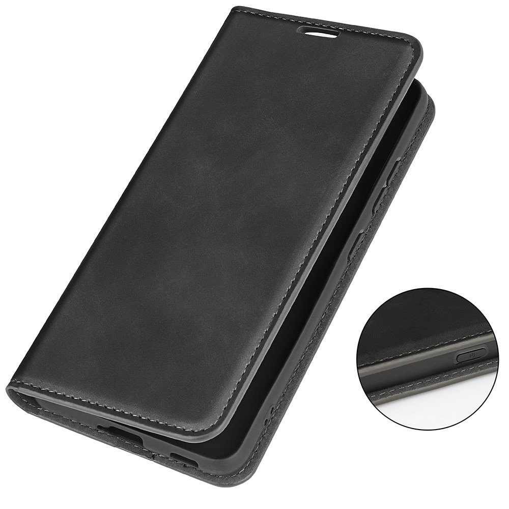 iPhone 15 Plus Slimmat fodral med kortfack, svart